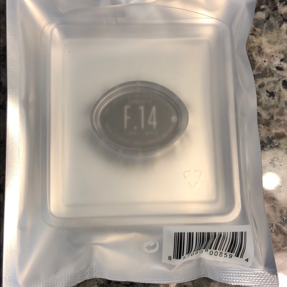 LASHIFY unopened box of Flufflies